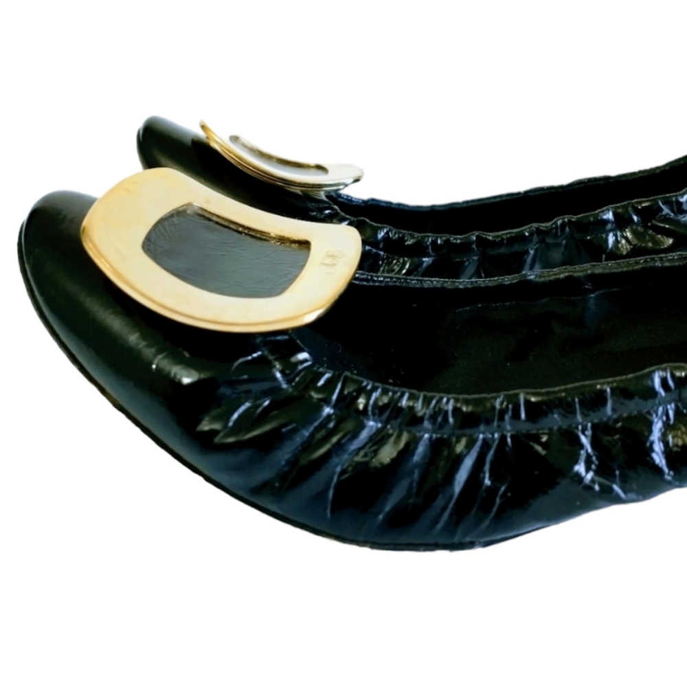 💯 Authentic Roger Vivier ( Made in Italy) Patent Leather Heels. (size/8) - Picture 6 of 12